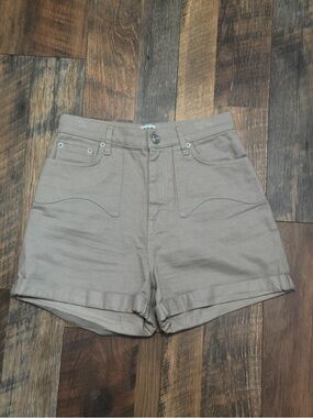 Urban Outfitters BDG Khaki High Rise Mom Shorts size 27